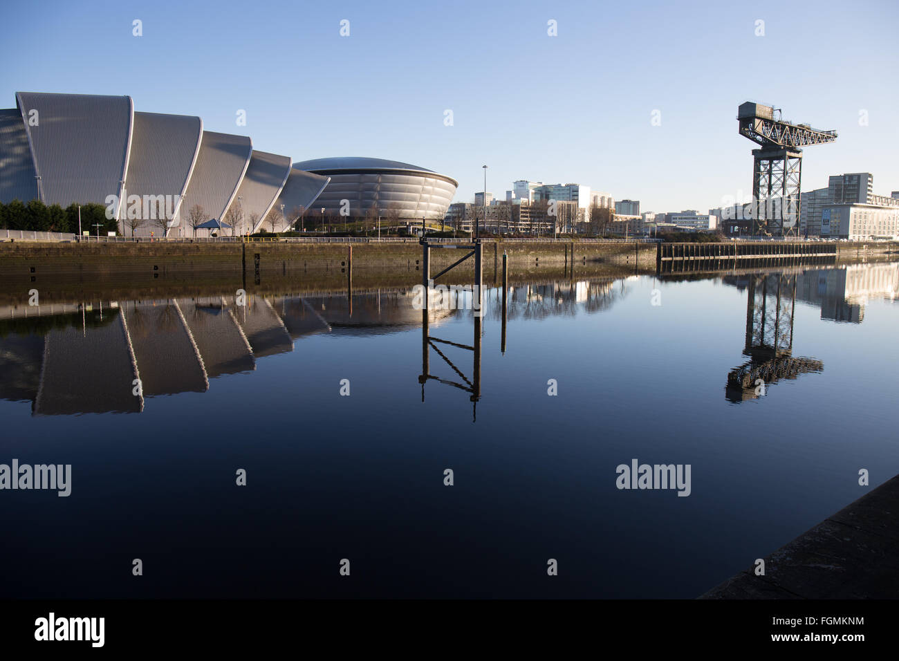 Glasgow River Clyde Armadillo Hydro Kran Stockfoto