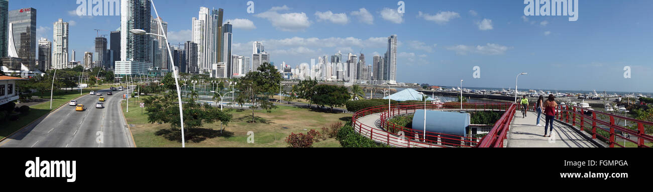 Panama-Stadt Skyline und der Küstenstraße Panorama-Mittelamerika Stockfoto