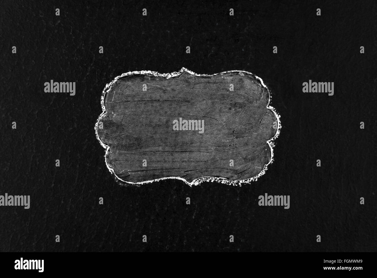 Handzeichnung Kreide Rahmen gefüllt mit weißen auf Tafel als Design Ressource, kopieren und Einfügen zur Verfügung Stockfoto