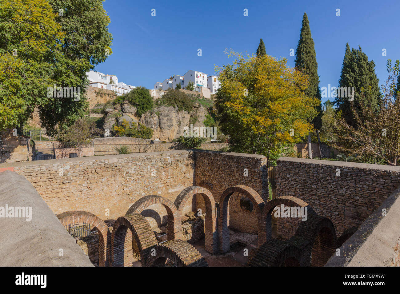 Ronda, Provinz Malaga, Andalusien, Südspanien. Ruinen des Baños Arabes oder arabischen Bäder. Stockfoto