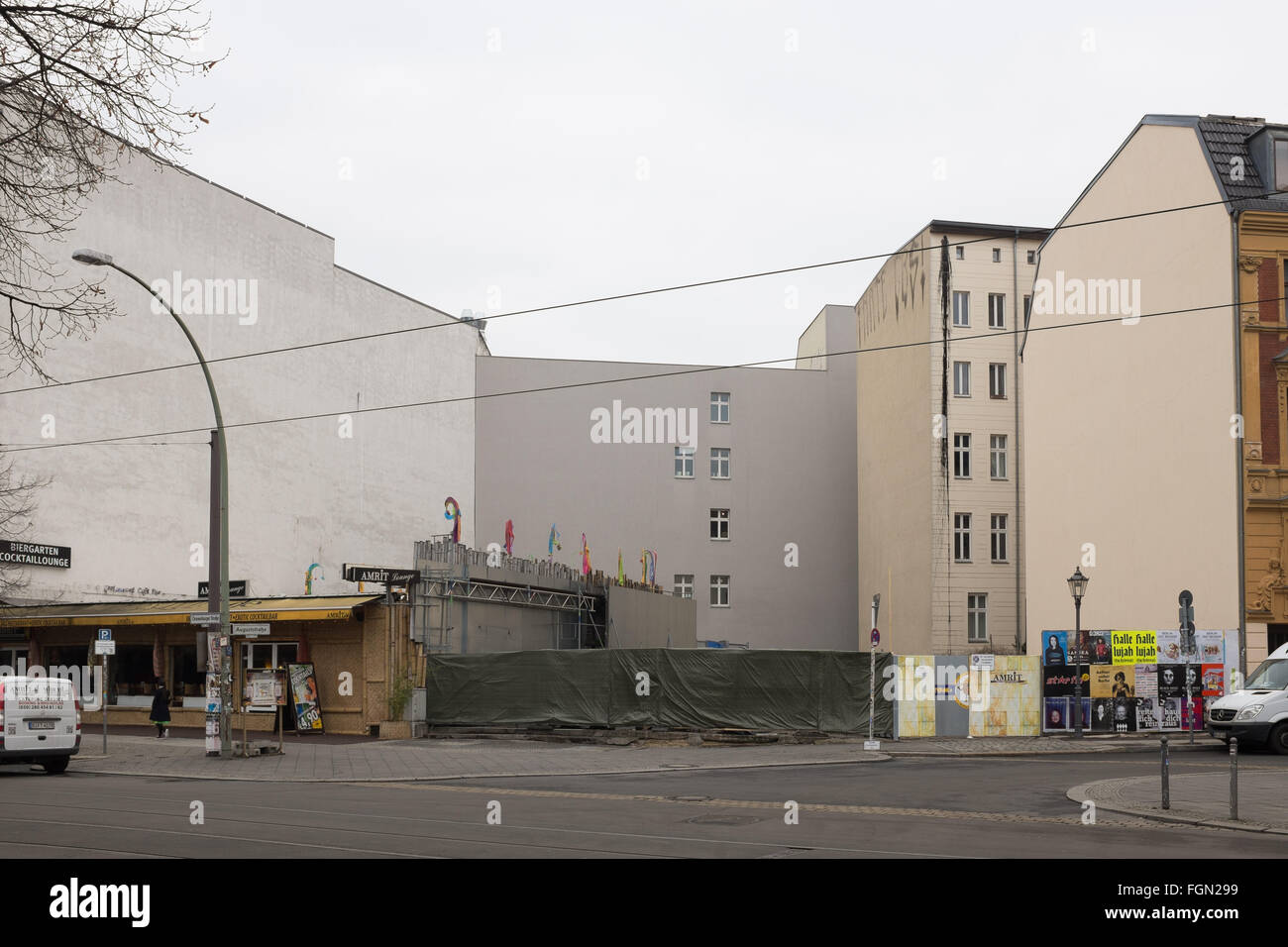 BERLIN - Februar 18: Unbebautes Grundstück an der Oranienburgerstraße / Auguststraße in Berlin-Mitte am 18. Februar 2016. In Berlin sind Stockfoto