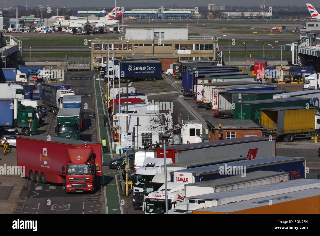 DER FLUGHAFEN LONDON HEATHROW-CARGO-TERMINAL Stockfoto