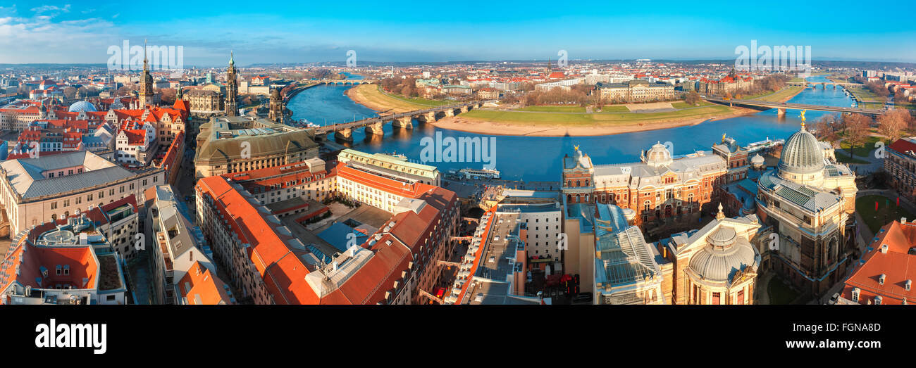 Panorama der Altstadt und Elbe, Dresden, Deutschland Stockfoto