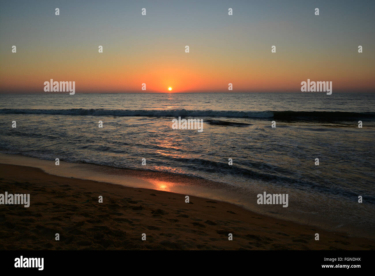 Sonnenuntergang am Strand von Negombo Stockfoto