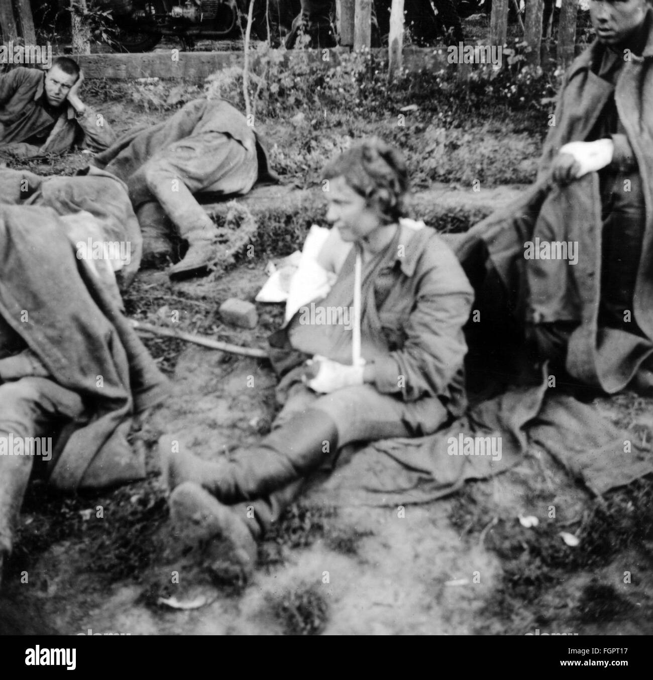 Zweiter Weltkrieg, Sowjetunion, Sommer 1941, verwundete sowjetische Kriegsgefangene, Ukraine, Armeegruppe Süd, Zusatzrechte-Clearences-nicht vorhanden Stockfoto