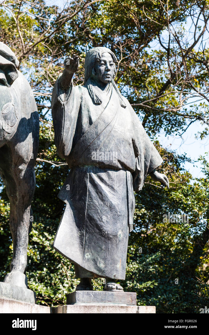 Japan, Kochi schloss. Takajo. Statue von yamauchi Chiyo. Frau