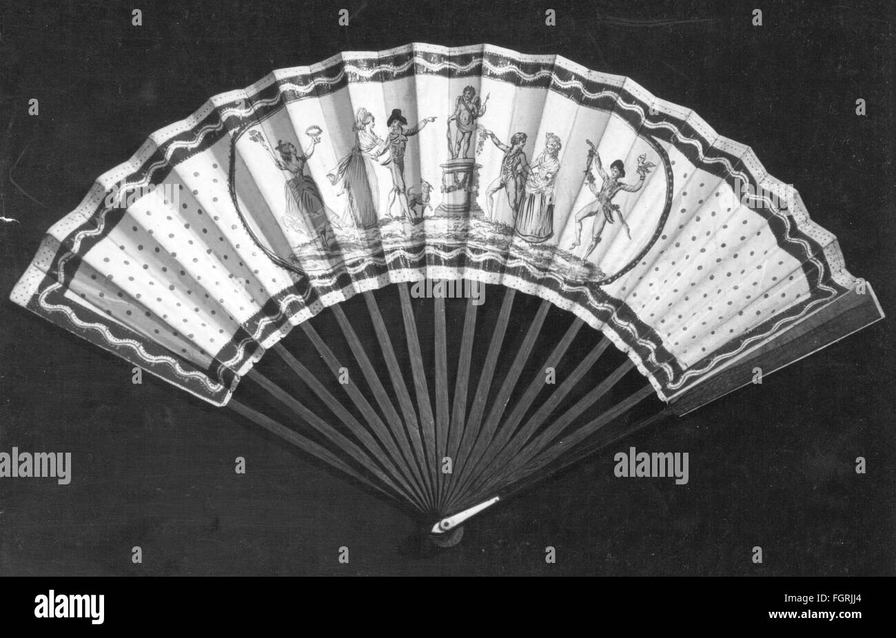 Mode, Fans, Fächer im Louis XVI Stil, bedrucktes und bemaltes Papier, Holz, Damenmode, Zubehör, Accessoires, Fächer, Fächer, Ornamente, Ornamente, Druck, Drucke, gemalt, Statue, Statuen, Skulpturen, Skulpturen, Amor, er, Gott, Götter, Gottheit, Göttlichkeit, Gottheiten, gott der Liebe, Liebe, Objekt, Objekte, Stills, Papier, Papier, historisch, historisch, Menschen, zusätzliche-Rechte-Clearences-nicht verfügbar Stockfoto