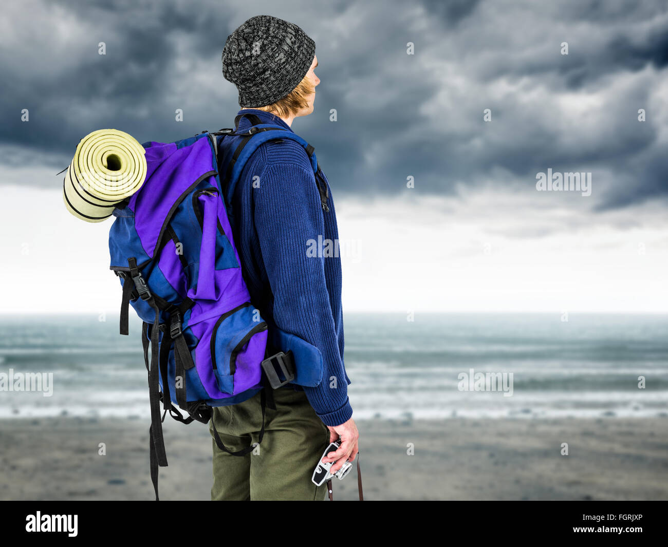 Zusammengesetztes Bild der Seitenansicht des Backpacker-hipster Stockfoto