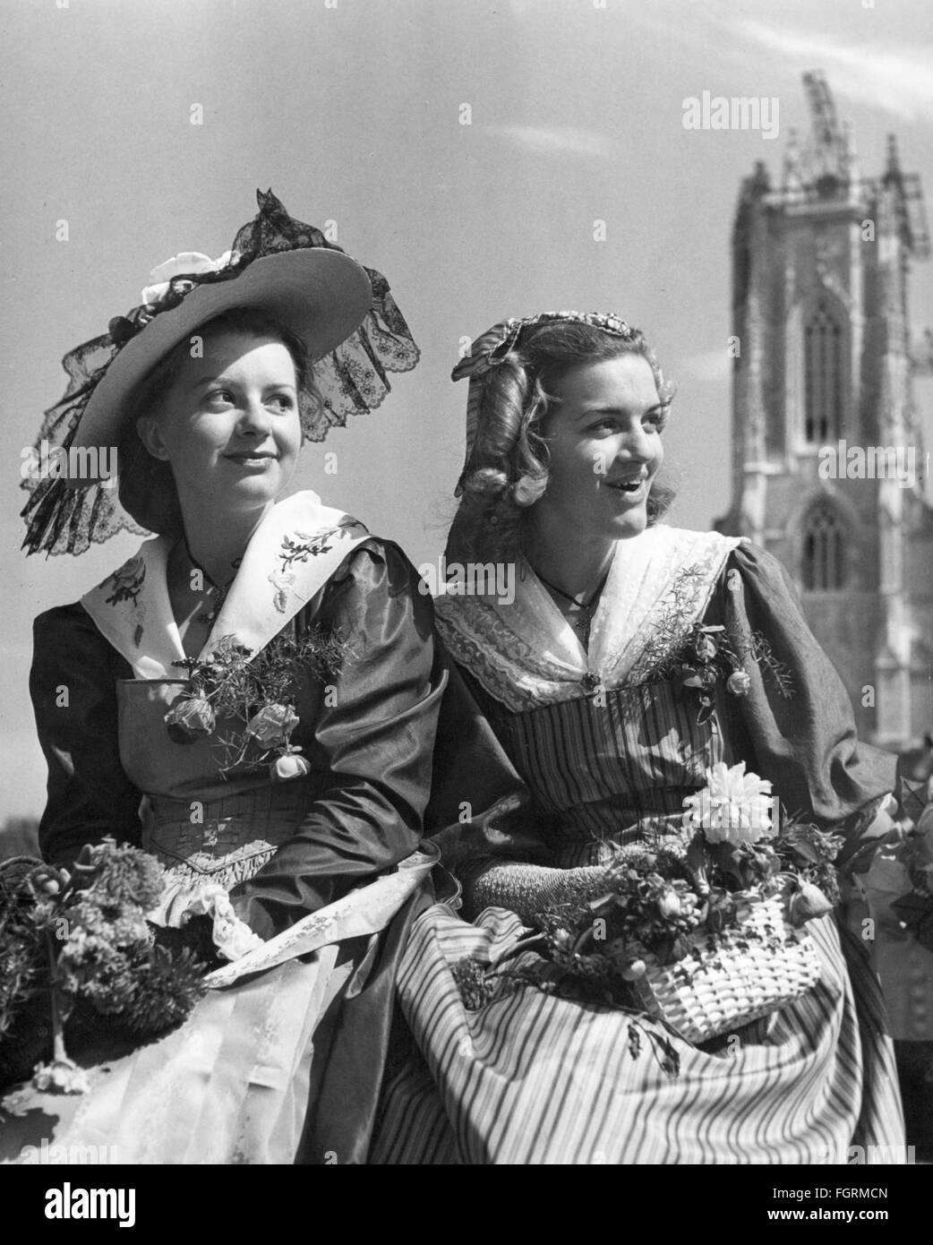 Mode, Tracht, Schweiz, Frauen in Fribourg Trachten, 1930er Jahre, Zusatzrechte-Clearences-nicht erhältlich Stockfoto