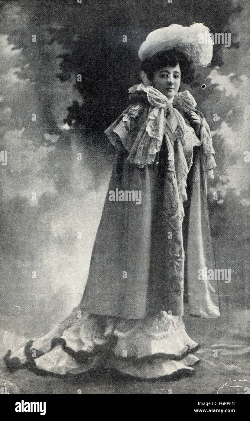 Mode, Anfang des 20. Jahrhunderts / Jahrhundertwende, Frau mit Umhang