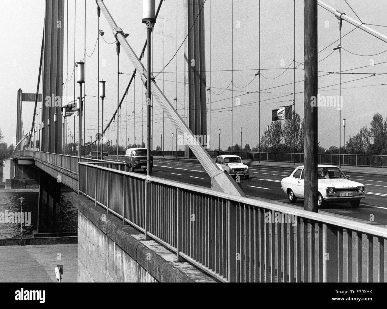 Geographie / Reisen, Deutschland, Nordrhein-Westfalen, Köln, Brücken, Mülheimer Brücke, 1970er Jahre, Zusatzrechte-Clearences-nicht vorhanden Stockfoto