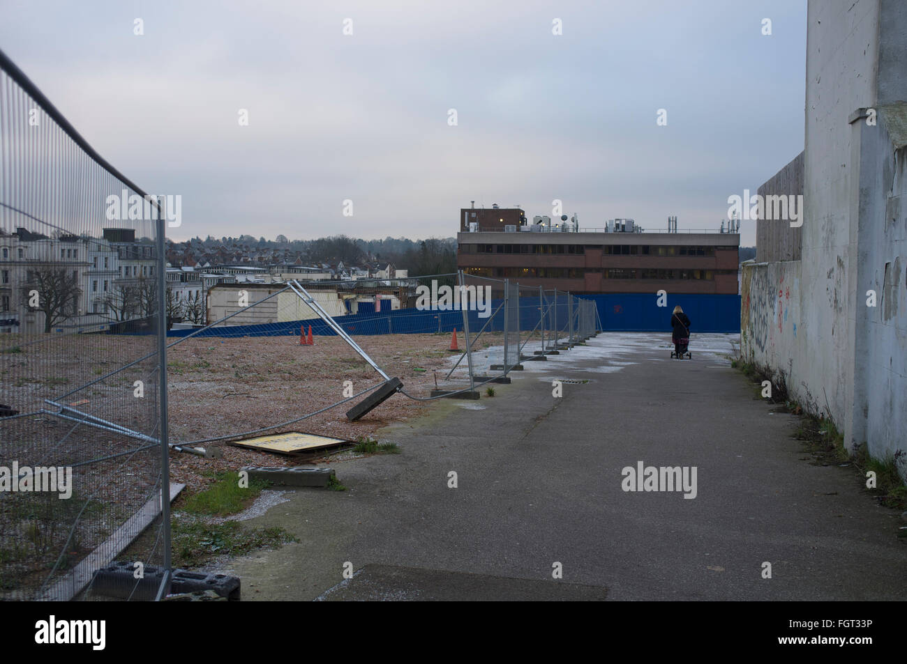 Alten Kino-Standort im Zentrum von Tunbridge Wells warten auf regeneration Stockfoto