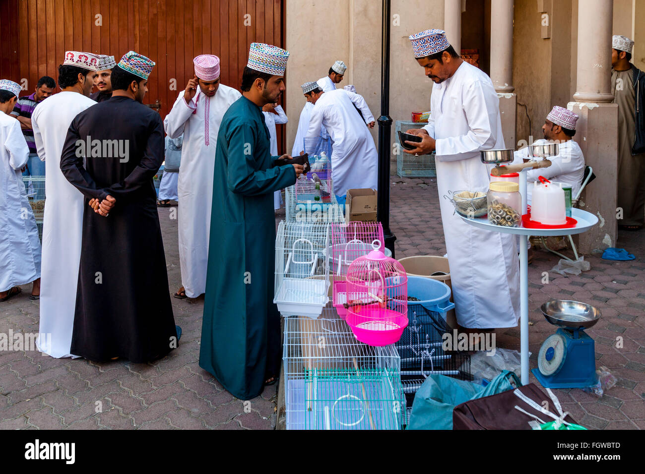 Der Freitag Vogel Markt, Nizwa, Ad Dakhiliyah Region, Oman Stockfoto