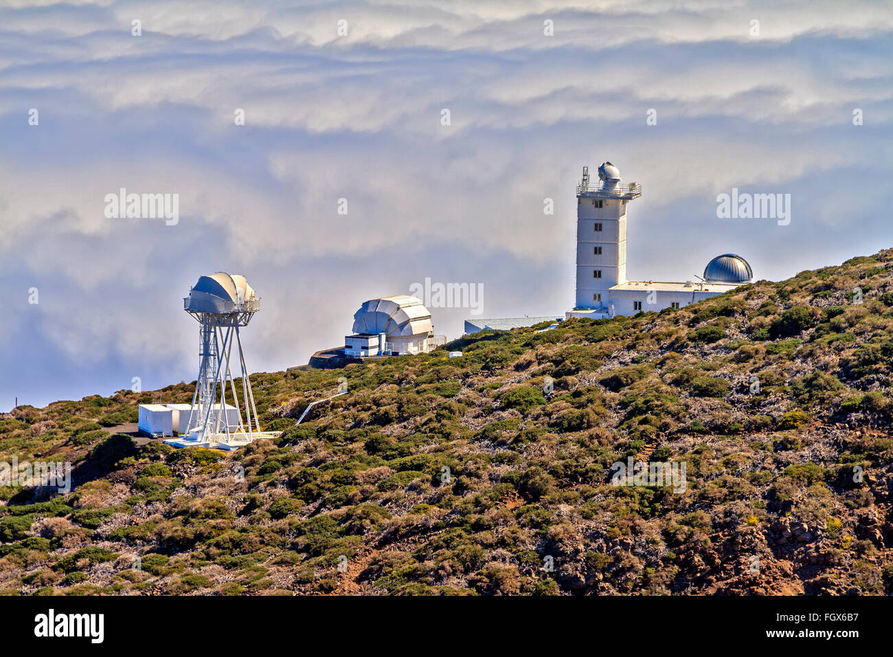 Linie der Teleskope La Palma Spanien Stockfoto