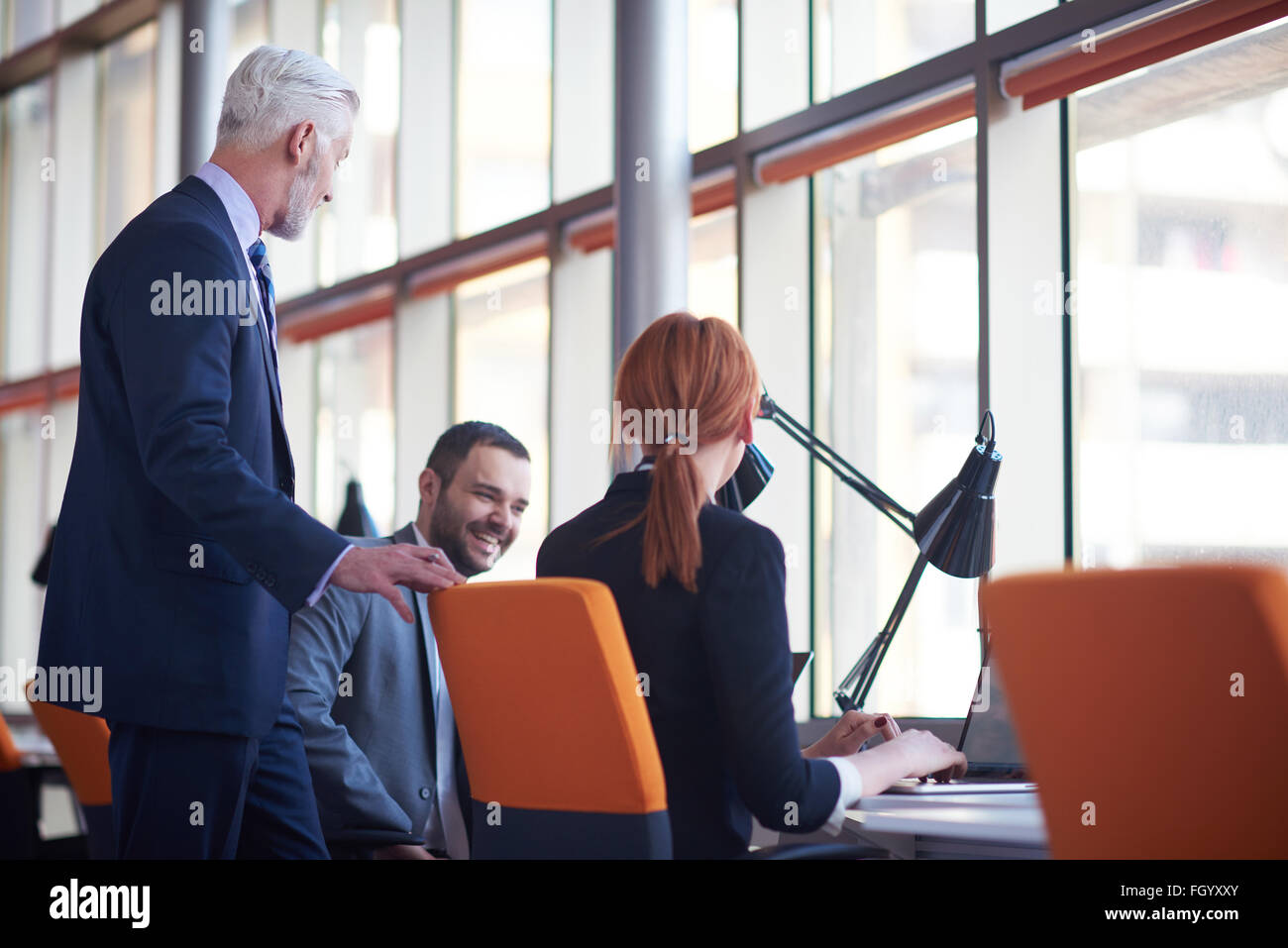 Unternehmensgruppe Menschen treffen Stockfoto
