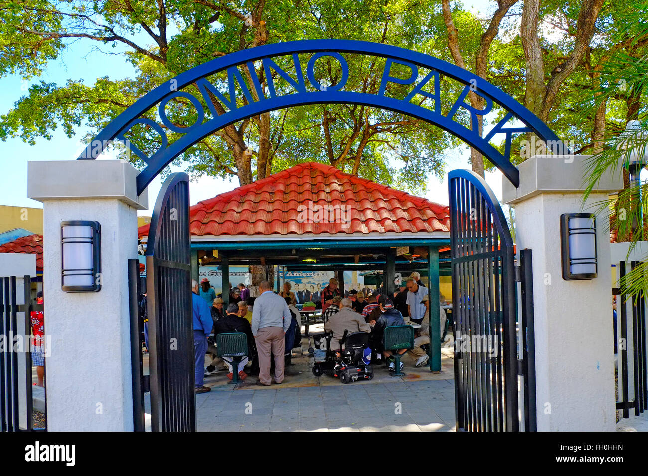 Domino Park Calle Ocho Little Havana der kubanischen amerikanischen Halbin Miami Florida FL Stockfoto