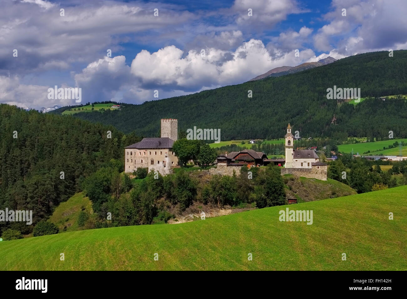 Bruneck in Südtirol, sterben Burg Lamprechtsburg - Bruneck in Südtirol, die Burg Lamprechtsburg Stockfoto
