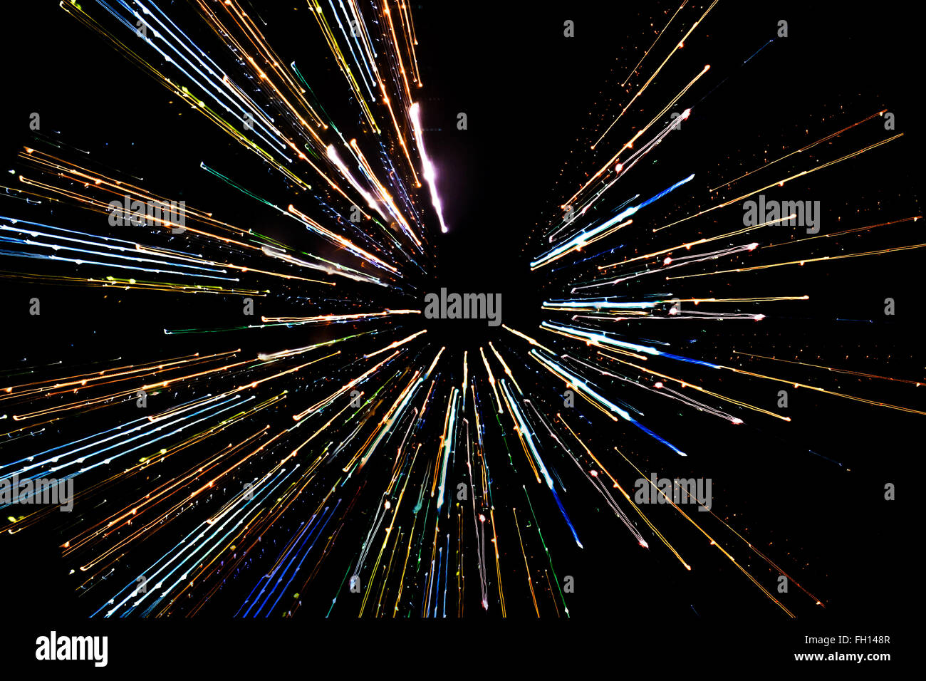 Langzeitbelichtung, abstrakte Geschwindigkeit Bewegung Lichtlinien Stockfoto
