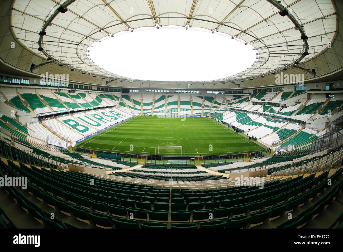 Timsah Arena 20 Februar 2016 Fussball Fussball Turkisch Spor Toto Super Lig Zwischen Bursaspor 0 Fenerbahce As In Der Timsah Arena In Bursa Turkei Foto Von Mutsu Kawamori Aflo 3604 Stockfotografie Alamy