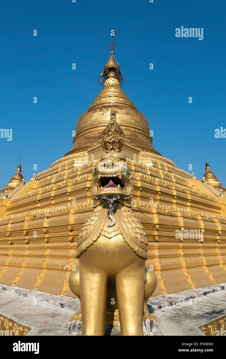 Kuthodaw Pagode (Mahalawka Marazein) buddhistischen Stupa in Mandalay, Birma (Myanmar) Stockfoto