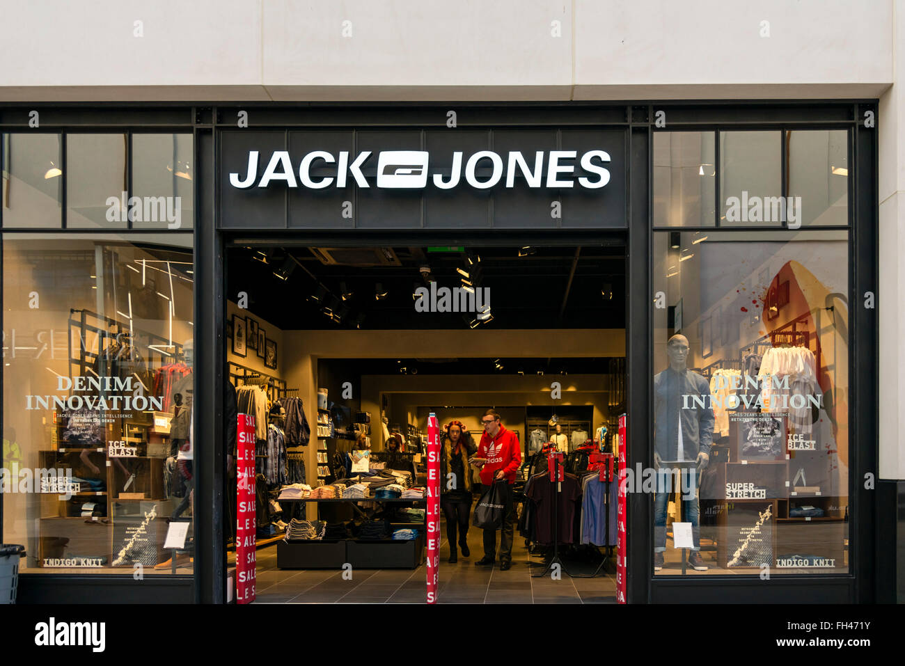 Jack Jones Bekleidungsgeschäft, UK. Stockfoto