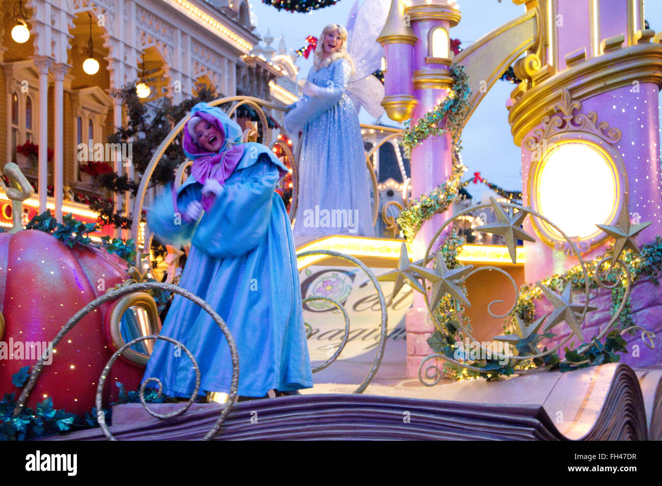 Disney parade zu Weihnachten Paris Marne La Vallée, Frankreich Stockfoto