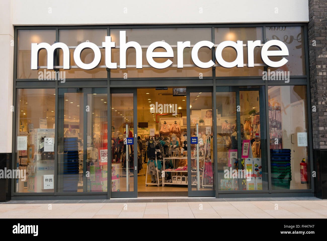 Mothercare Shop, UK. Stockfoto