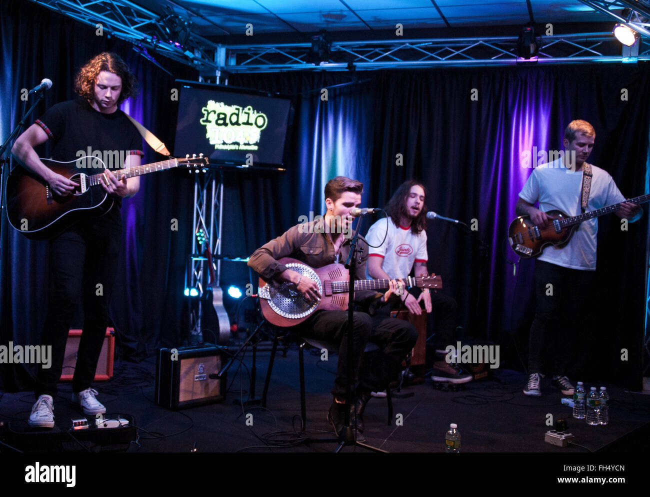 Bala Cynwyd, Pennsylvania, USA. 22. Februar 2016. Isländischen Indie-Rock Band Kaleo Besuch Radio 104,5 Performance Theater Stockfoto