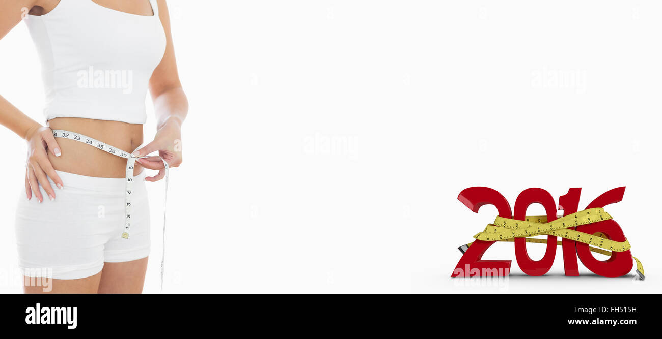Zusammengesetztes Bild des Mittelteils des Frau messen Taille Stockfoto