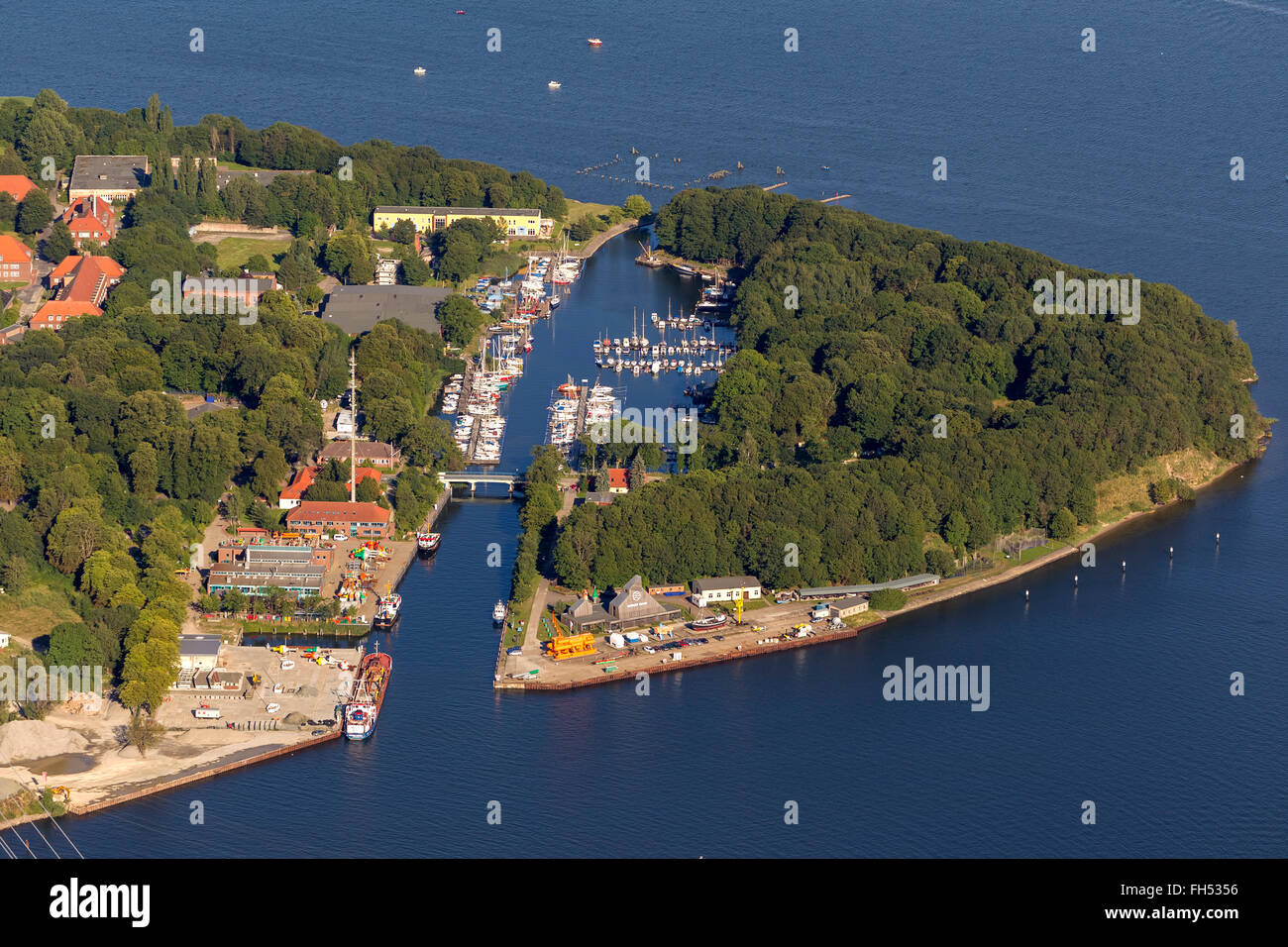 Luftaufnahme, Insel Dänholm, Rügen Brücke Brücke zwischen Stralsund und Rügen, Kriegshafen, Stralsund, Ostsee, Stockfoto