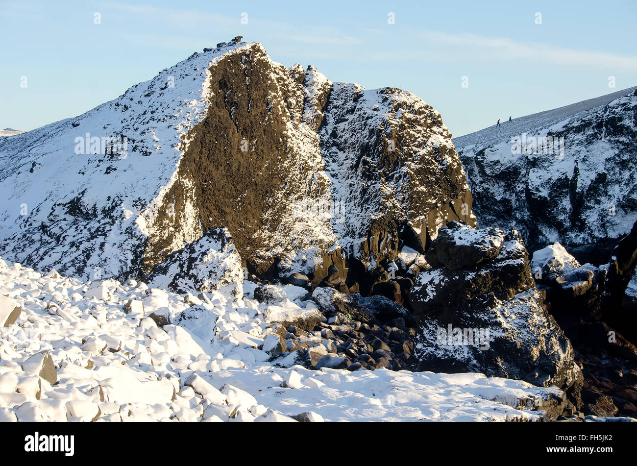 Valahnúkur Klippen Winter Halbinsel Reykjanes, Lava Felsen auf der südwestlichen Küste Reykjanes Peninsula.Iceland Stockfoto