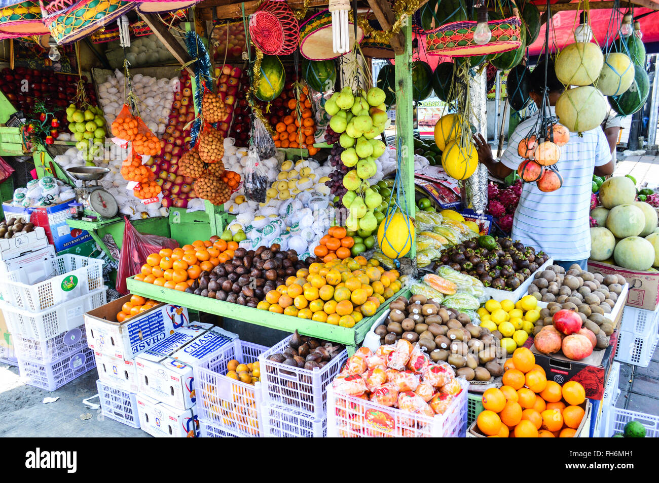 Obstverkäufer in Jakarta, Indonesien Stockfoto