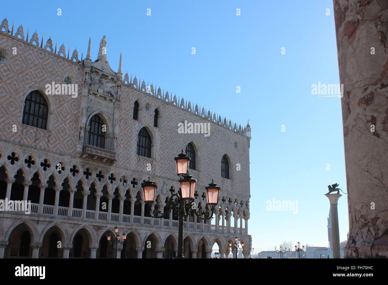 Sonne, die sich auf San Marco Stockfoto