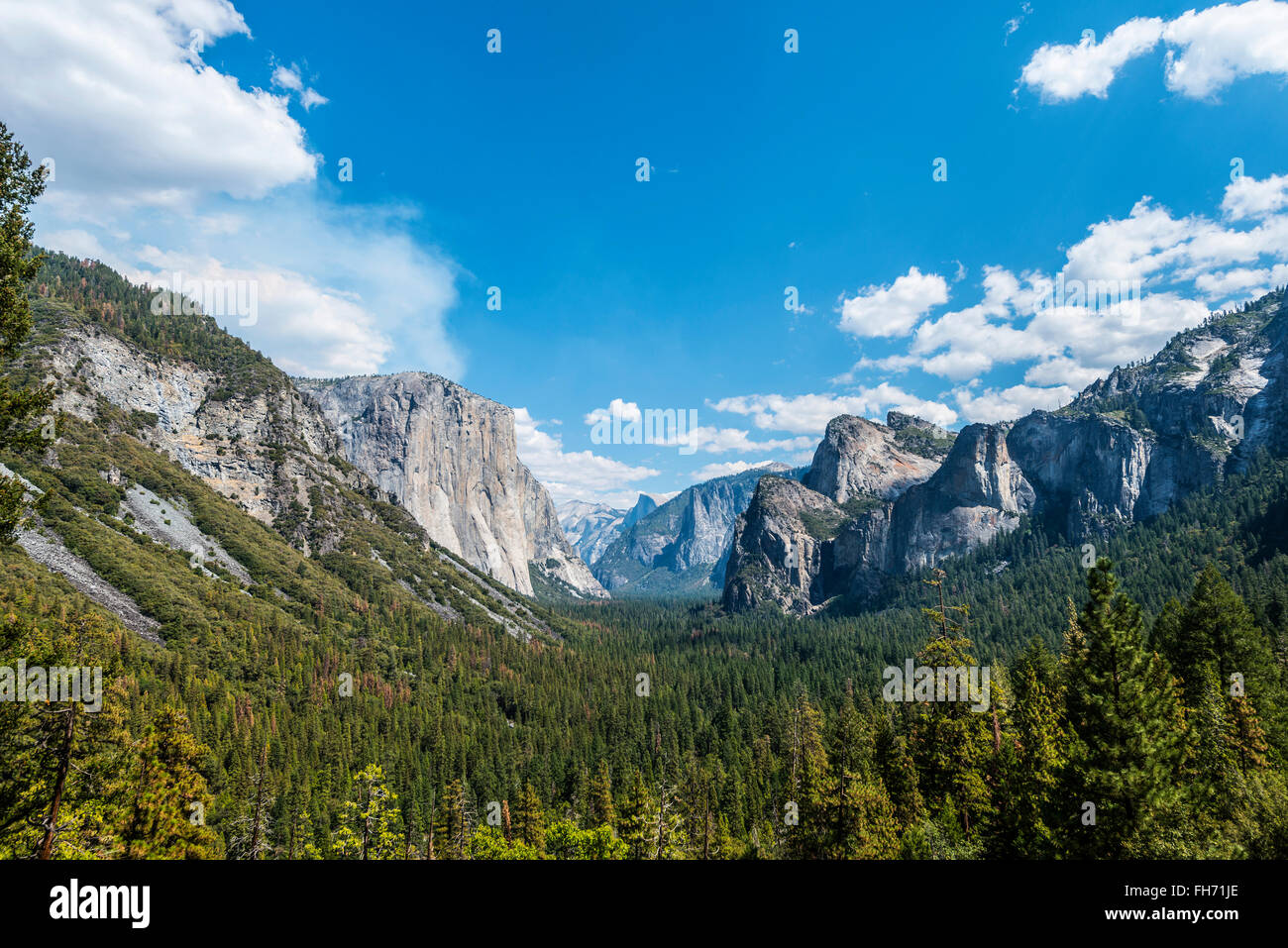 Blick auf Yosemite Valley, Tunnel Blick, El Capitan, Yosemite-Nationalpark, Kalifornien, USA Stockfoto