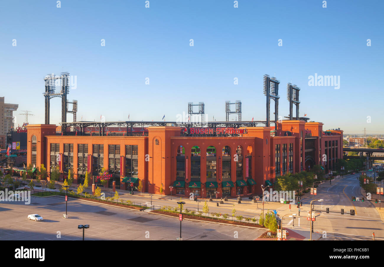 ST LOUIS, MO - AUGUST 26: Busch Baseball-Stadion am 26. August 2015 in St. Louis, Missouri. Stockfoto