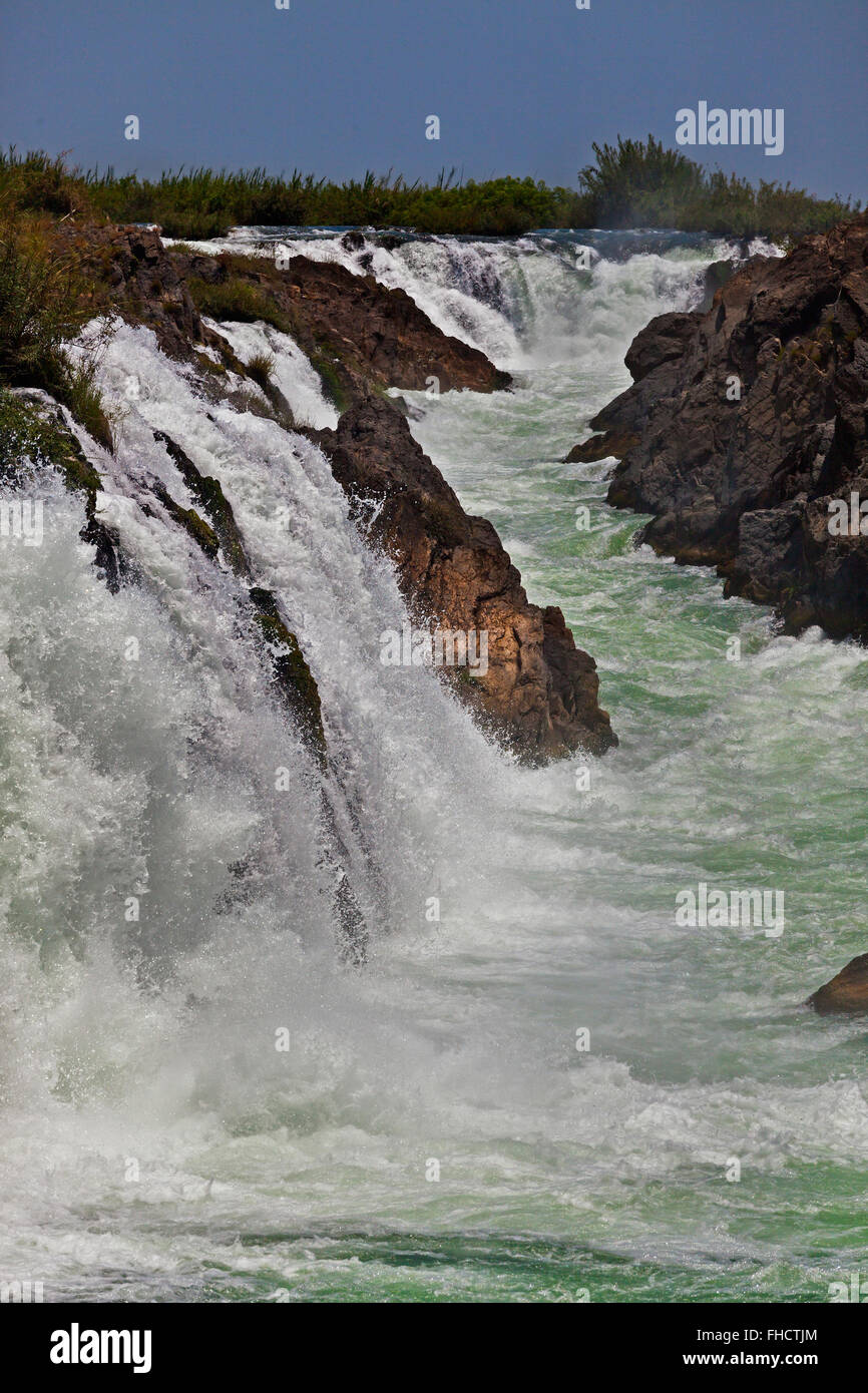 Der TAM I DAENG Wasserfall ist abseits der ausgetretenen Pfade auf dem MEKONG RIVER in den 4 tausend Inseln in der Nähe (Si Phan Don) getan KHO Stockfoto