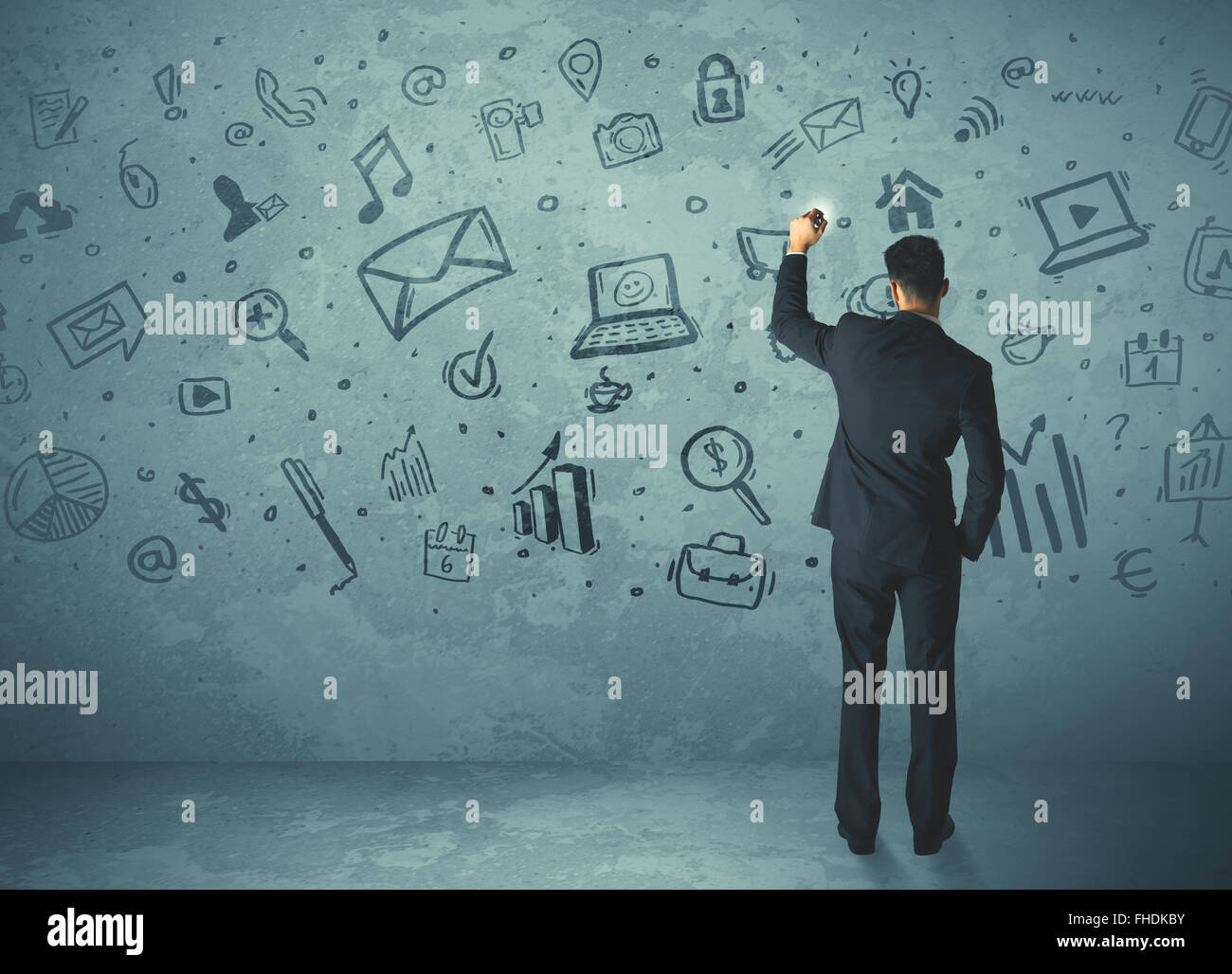 Zeichnung eines MediaSymbole an der Wand Stockfotografie Alamy