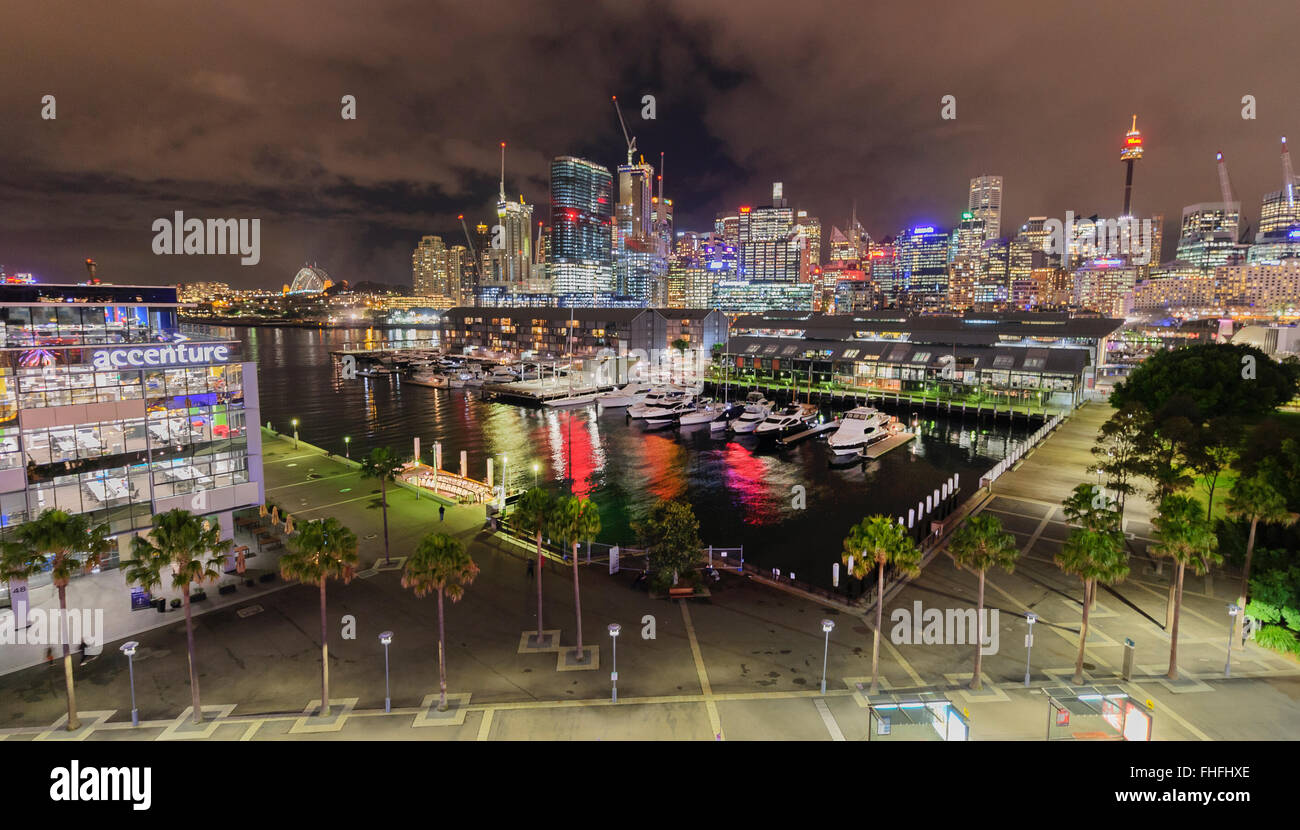 Abends Blick auf Darling Harbour vom Sterne-Hotel, Sydney, New South Wales, Australien Stockfoto