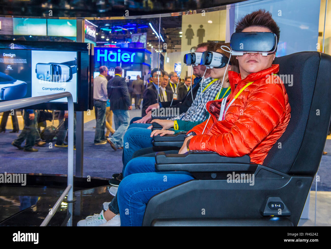 Virtual-Reality-Demonstration auf der Samsung-Stand auf der CES in Las Vegas Stockfoto