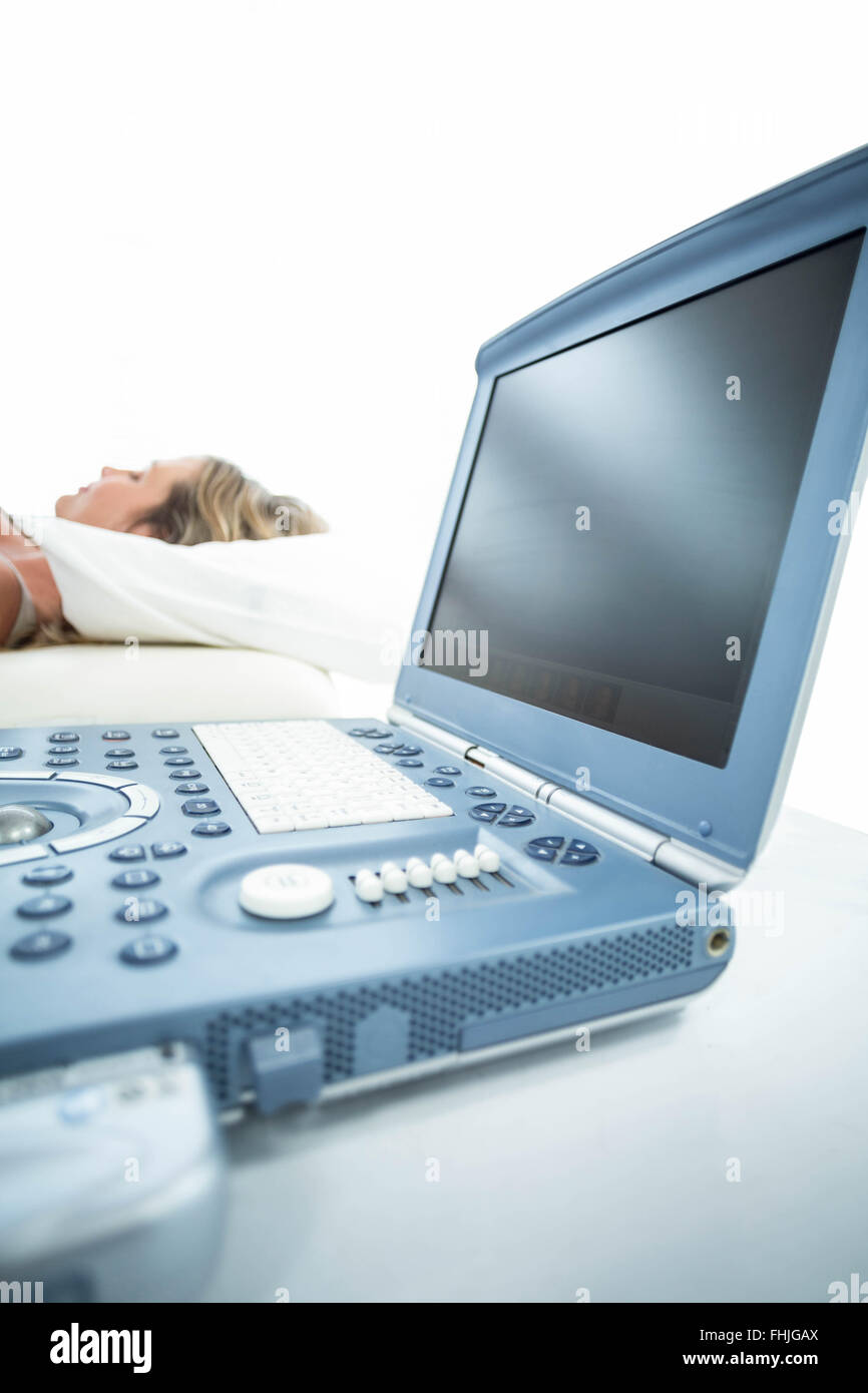 Schwangere Frauen, die ultraschallbehandlung Stockfoto