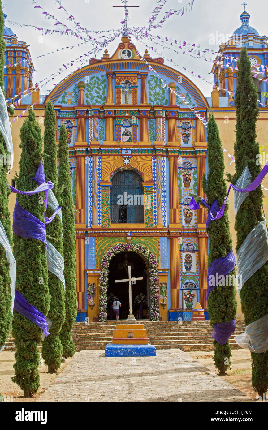 Santa Ana Zegache, Oaxaca, Mexiko - die Zegache katholische Kirche. Stockfoto