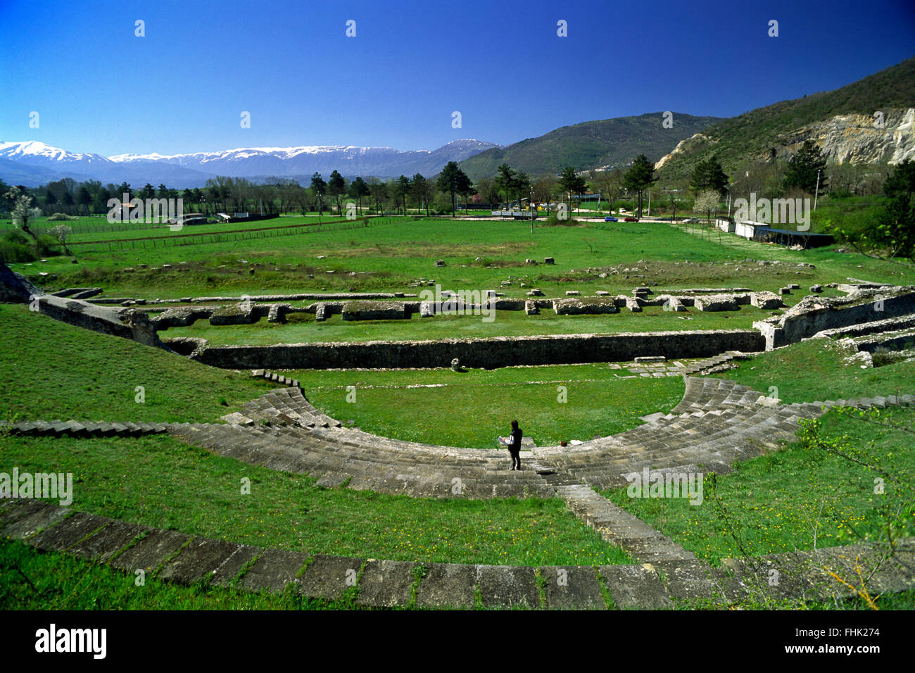 Italien, Abruzzen, Amiternum, altes römisches Theater Stockfoto