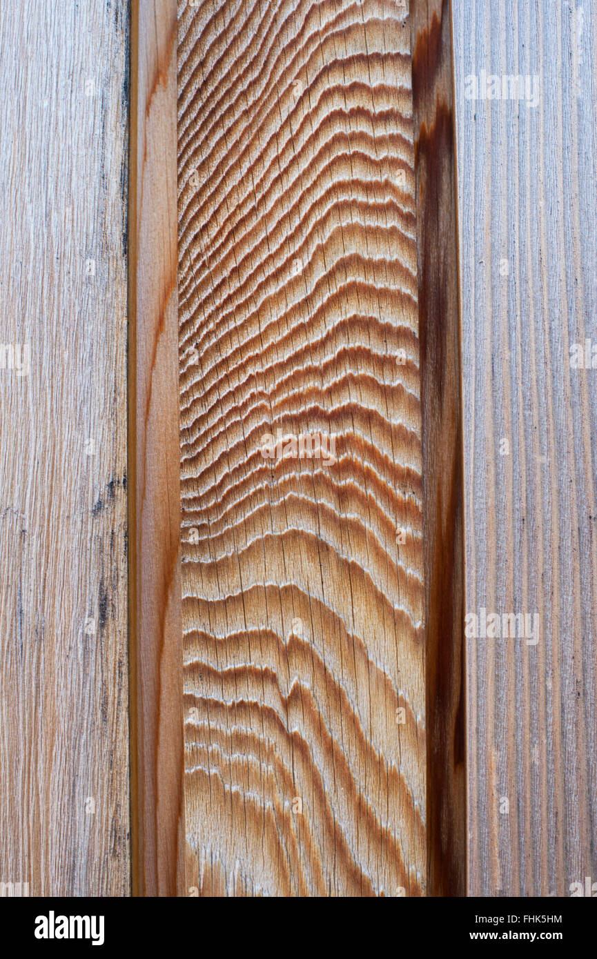 Holzverkleidungen auf einem Gebäude-Muster Stockfoto