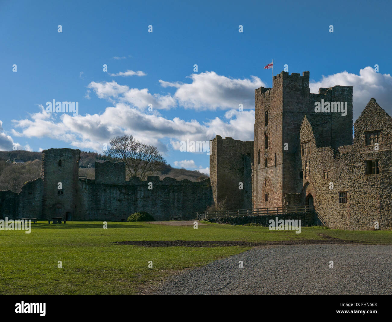 Ludlow Castle eine beliebte Touristenattraktion in Shropshire, England Stockfoto