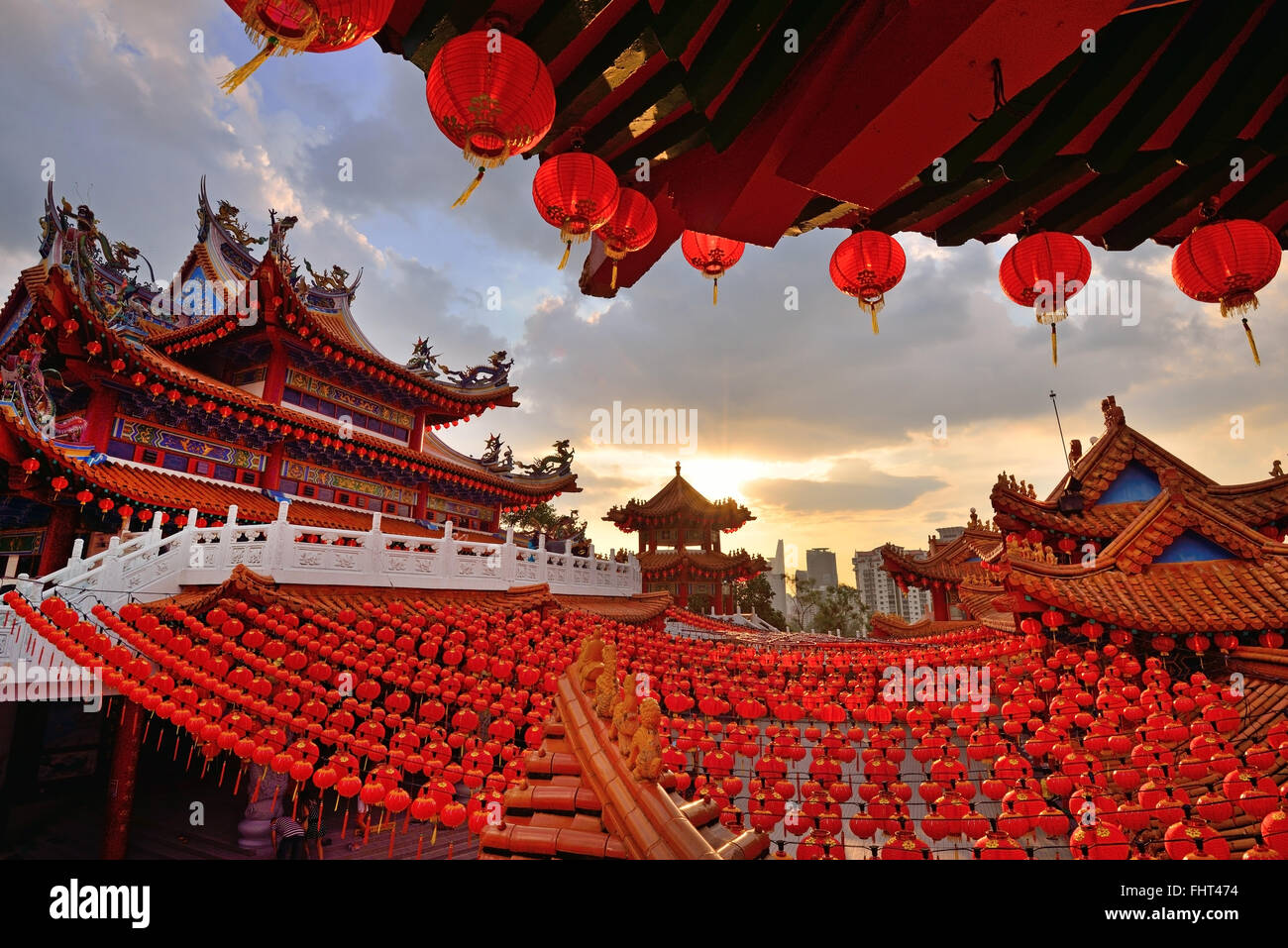 Rote Laternen Verzierungen an Thean Hou Tempel in Kuala Lumpur, Malaysia Stockfoto