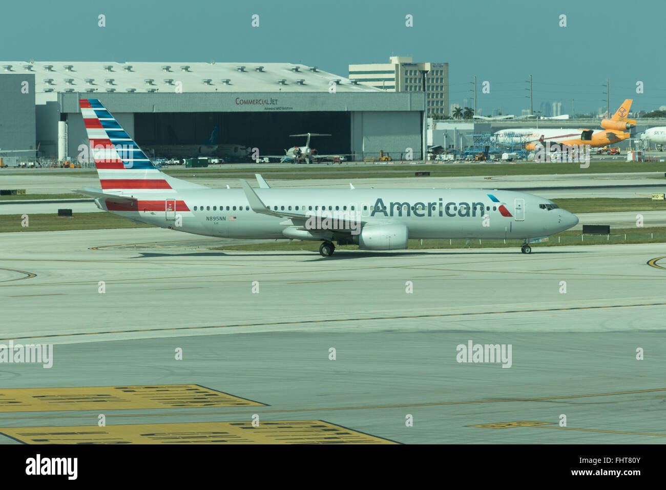 American Airlines Flugzeug am Miami International airport Stockfoto