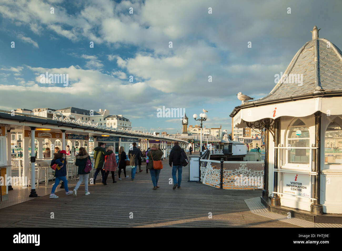Winternachmittag am Pier von Brighton, East Sussex, England. Stockfoto