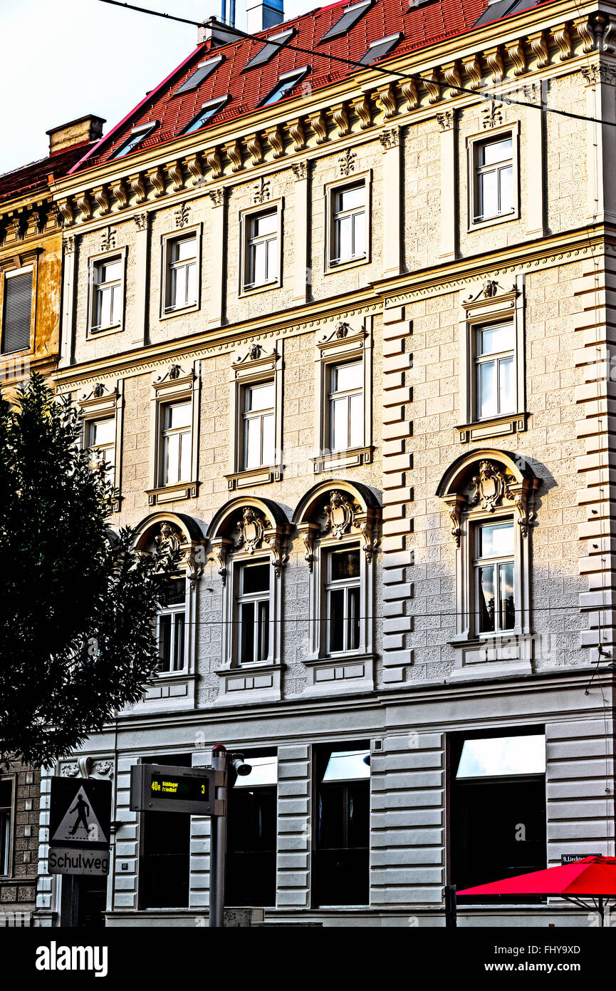 Vornehme Mietshäuser in Wien, Alsergrund, 9. Bezirk; Mietshäuser in Wien, Kaiserzeit Stockfoto