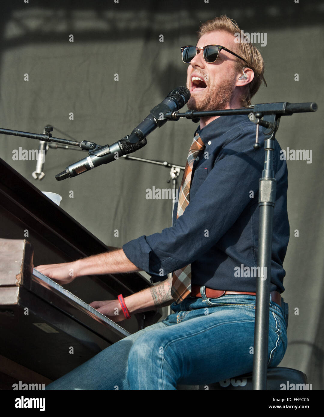 Philadelphia, Pennsylvania, USA. 31. Januar 2016. Andrew McMahon führt bei Radio 1045 Winter Jam 2016 um XFINITY Leben! Stockfoto