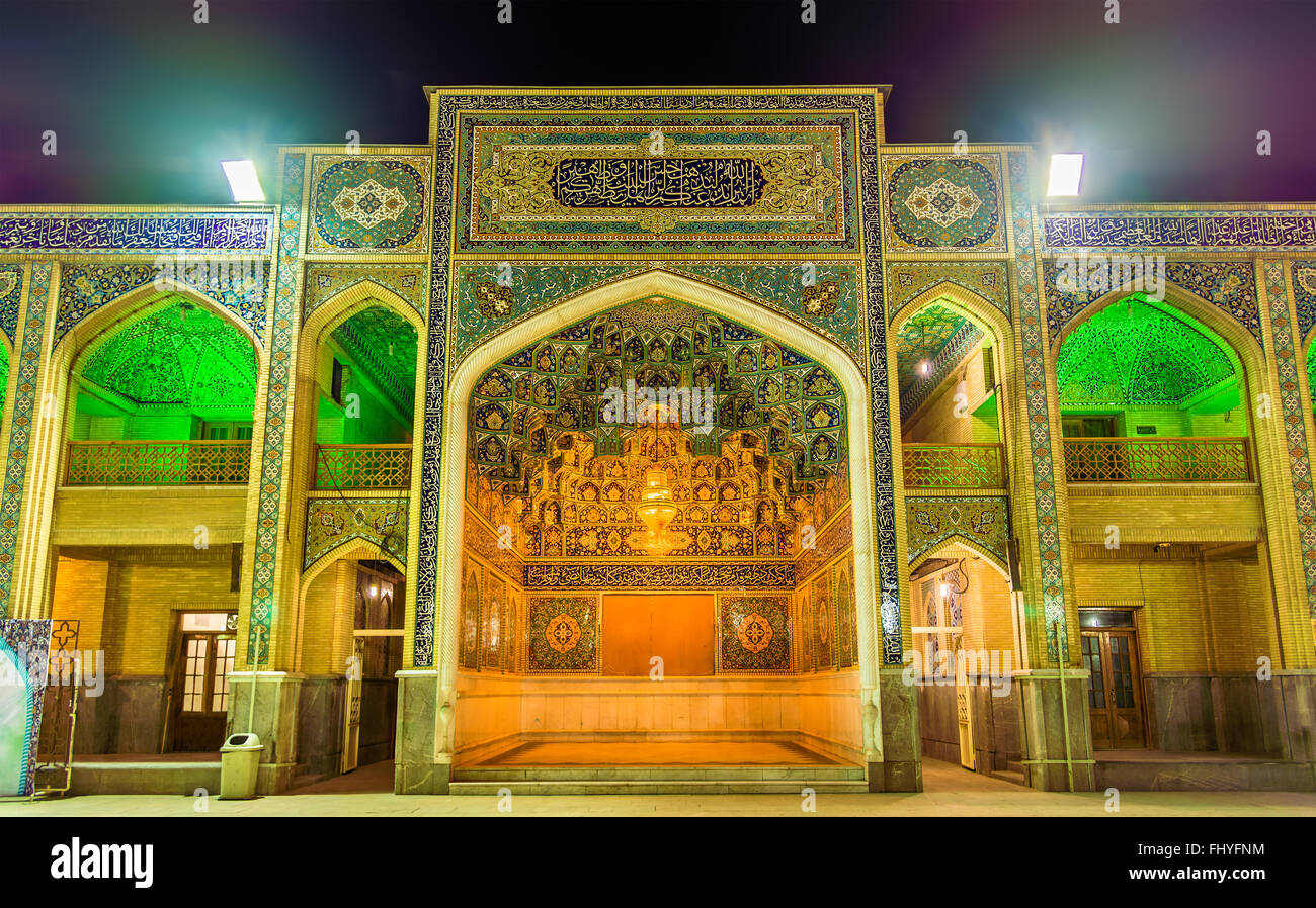 Court of Shah Cheragh-Moschee in Schiraz - Iran Stockfoto